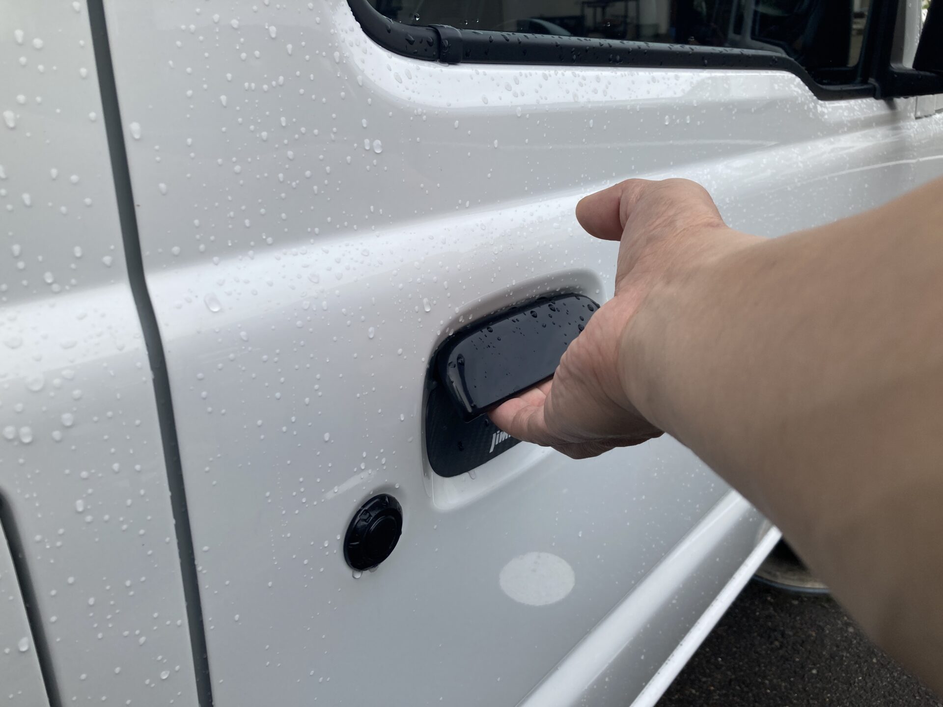 【ドアラッチ全交換！】運転席のドアが開かない！？やってしまいました…